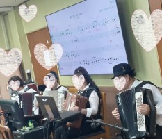 여가활동 - 천상의 소리 아코디언 공연 관람